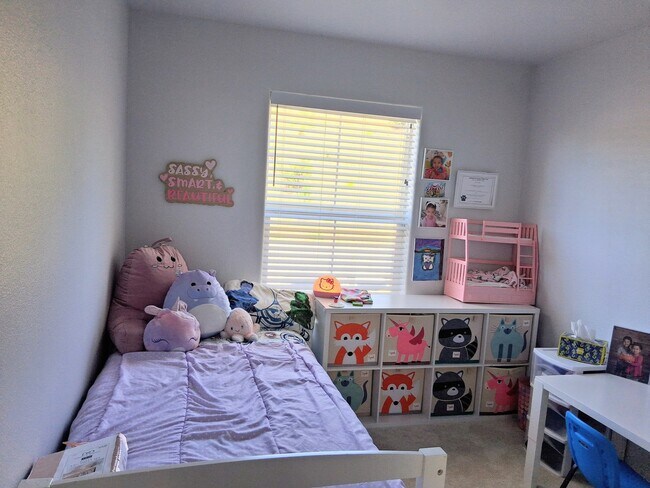 300 Locust Dr Vallejo, CA 94591 photo 5