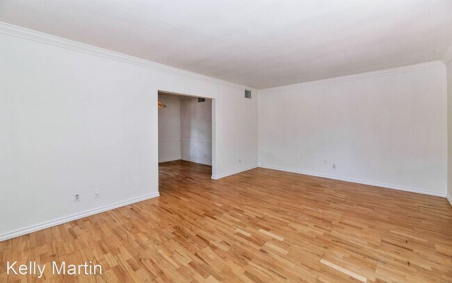 315 W Virginia Ave Phoenix, AZ 85003 photo 4