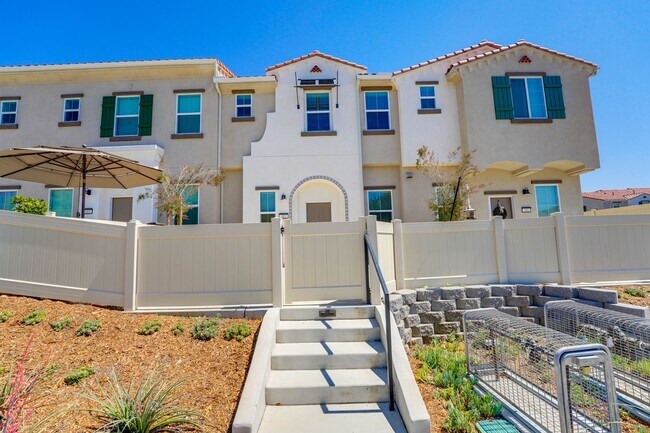 143 Avenida Chapala San Marcos, CA 92069