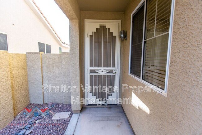 1552 E Shannon St Chandler, AZ 85225 photo 5