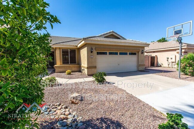 1552 E Shannon St Chandler, AZ 85225 photo 2