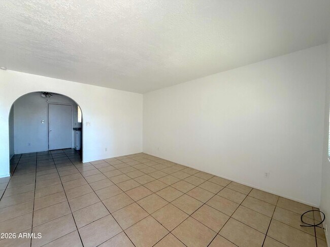 522 E 9th Ave Apache Junction, AZ 85119 photo 3