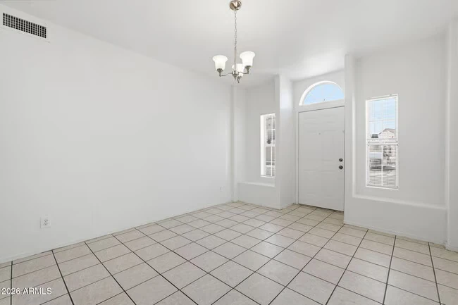 1026 W Libra Dr Tempe, AZ 85283 photo 5