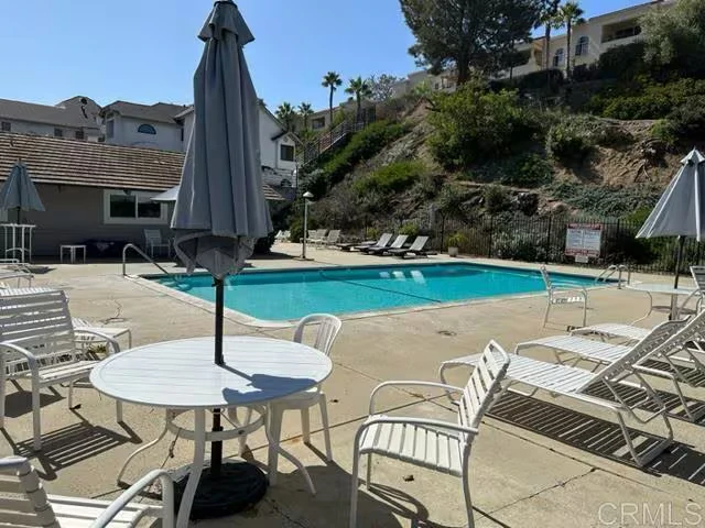 471 Bay Meadows Way Solana Beach, CA 92075 photo 3