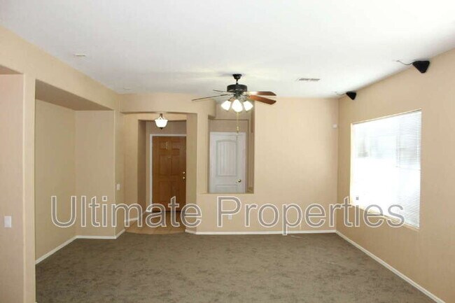 9225 W Milkweed Loop Phoenix, AZ 85037 photo 2