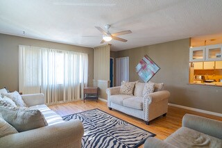 5001 54th St San Diego, CA 92115 photo 2