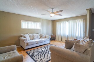 5001 54th St San Diego, CA 92115 photo 4