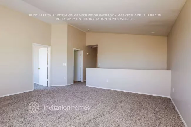 10307 W Denton Ln Glendale, AZ 85307 photo 4