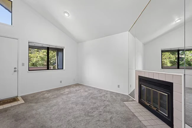 370 Stacey Common Fremont, CA 94539 photo 2