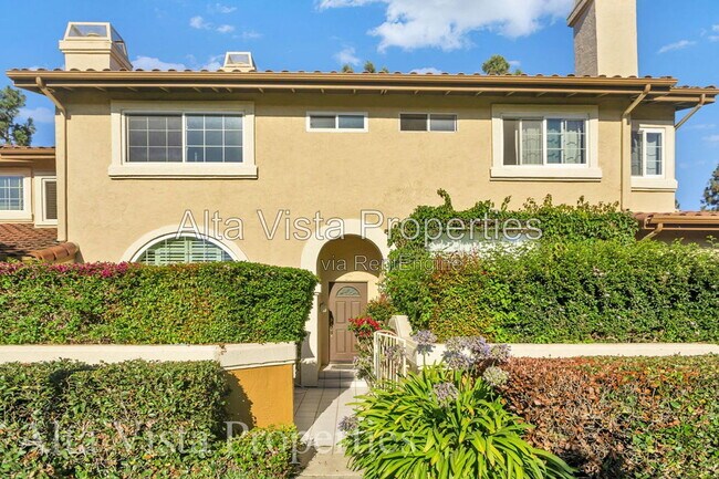 4030 Porte de Palmas San Diego, CA 92122
