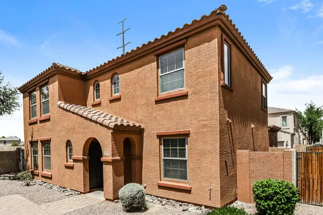 2707 E Bart St Gilbert, AZ 85295 photo 4