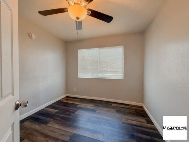 2615 W Augusta Ave Phoenix, AZ 85051 photo 5