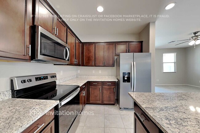 17930 W Villa Chula Ln Surprise, AZ 85387 photo 5