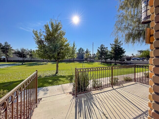 1633 E Lowell Ave Gilbert, AZ 85295 photo 3