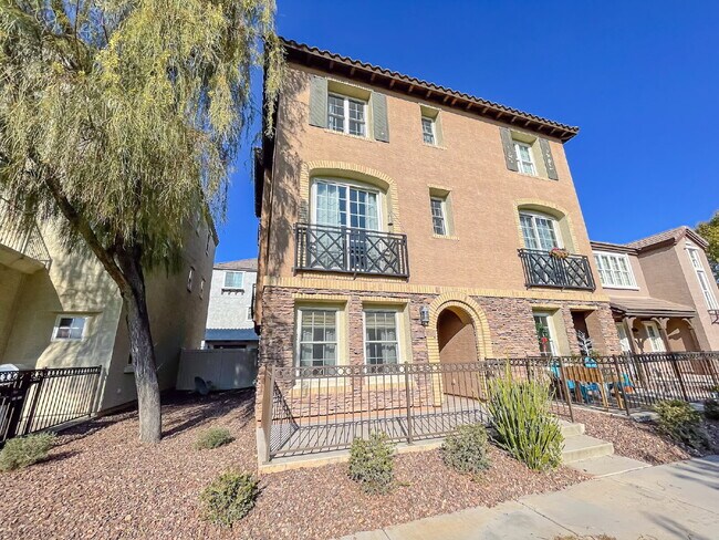 1633 E Lowell Ave Gilbert, AZ 85295