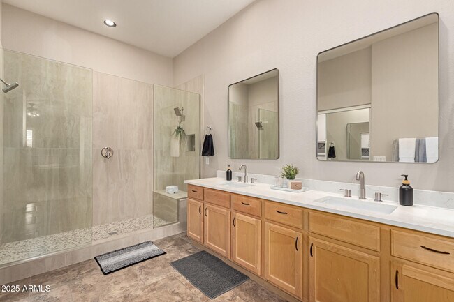 434 E Sheffield Ave Gilbert, AZ 85296 photo 3
