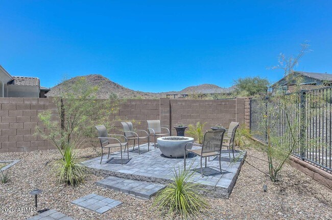 13282 Golden Puma Trl Peoria, AZ 85383 photo 3