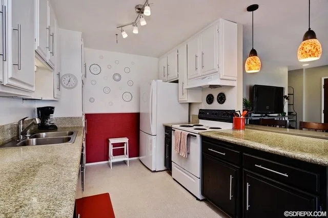 5026 Collwood Way San Diego, CA 92115 photo 2