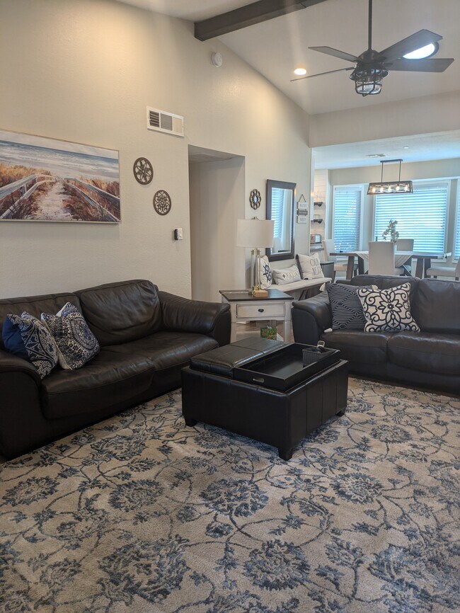 8879 E Friess Dr Scottsdale, AZ 85260 photo 5