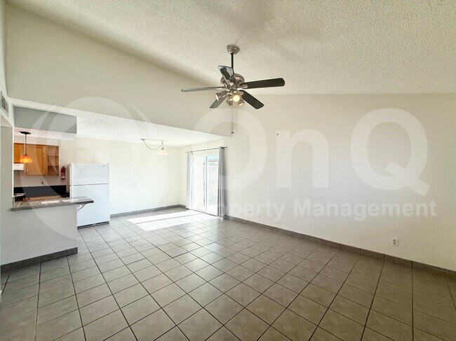 2233 W Farmdale Ave Mesa, AZ 85202 photo 2
