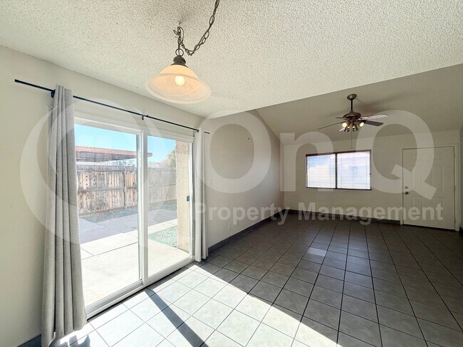 2233 W Farmdale Ave Mesa, AZ 85202 photo 3