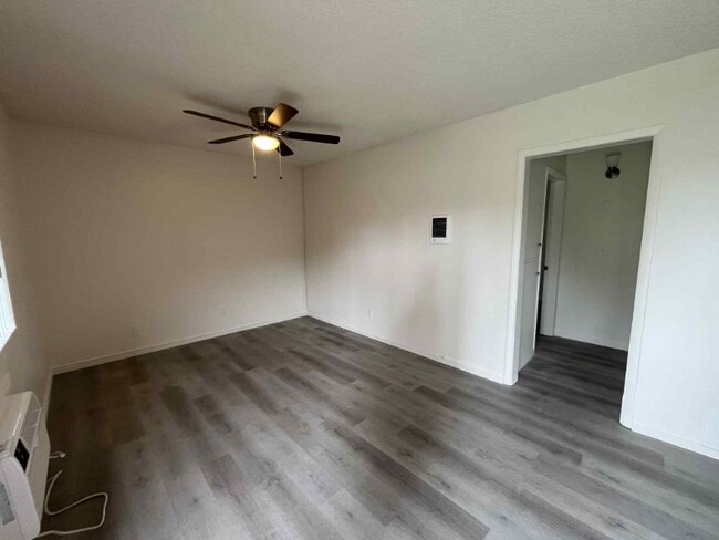 840-840 S Orange Ave El Cajon, CA 92020 photo 4
