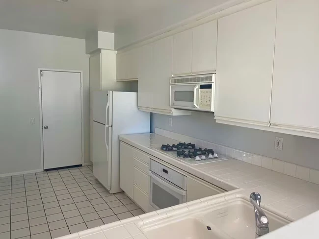 11503 Westview Pkwy San Diego, CA 92126 photo 3