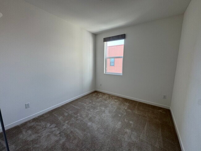 5891 Cadence Ave Dublin, CA 94568 photo 3
