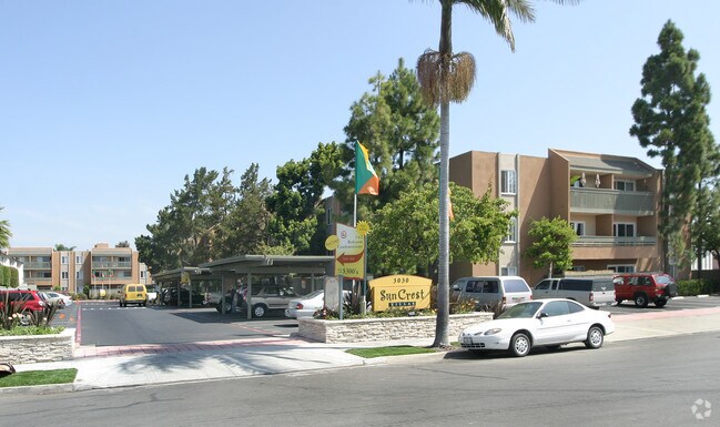 Suncrest Villas photo 2