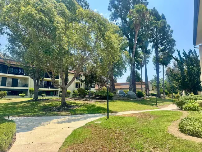 17607 Pomerado Rd San Diego, CA 92128