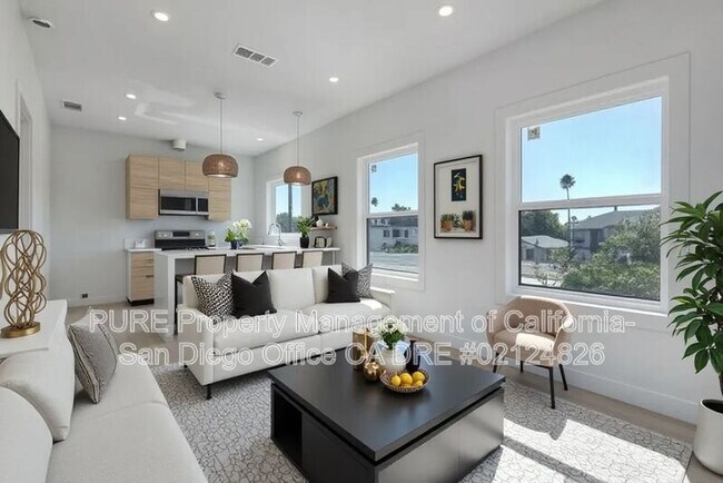 2175 Bacon St San Diego, CA 92107