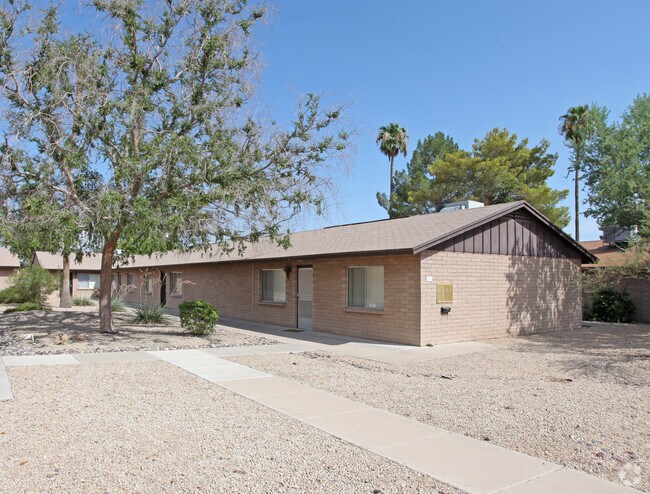12801-803 N 113th Ave Youngtown, AZ 85363 photo 2