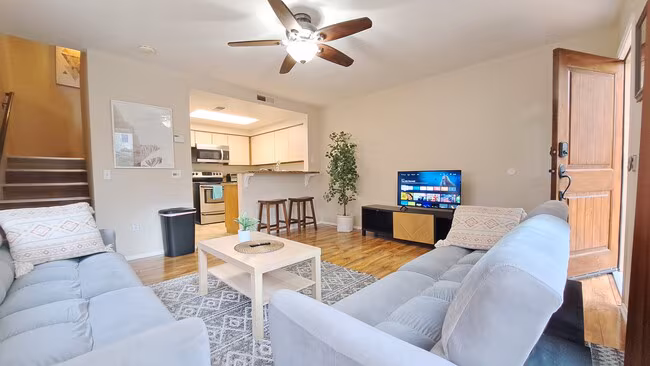3927 Nobel Dr San Diego, CA 92122 photo 2