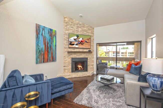8651 E Royal Palm Rd Scottsdale, AZ 85258 photo 5