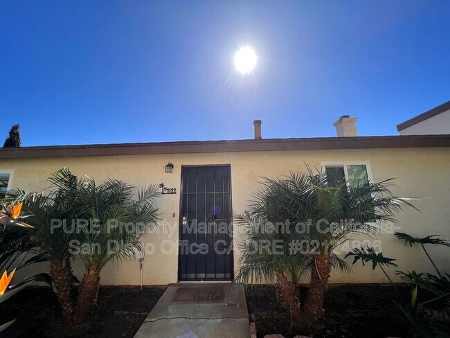 1122 Florence St Imperial Beach, CA 91932 photo 2