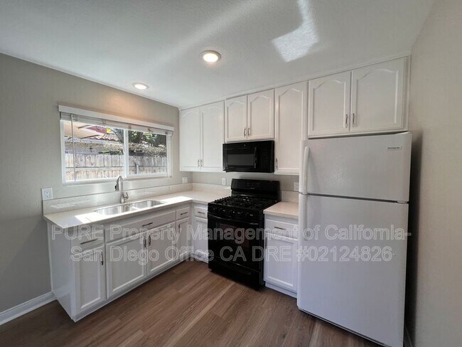 1122 Florence St Imperial Beach, CA 91932