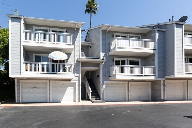 133 Mangano Cir Encinitas, CA 92024 photo 2