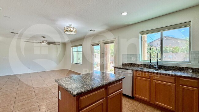 5731 W Beth Dr Phoenix, AZ 85339 photo 5