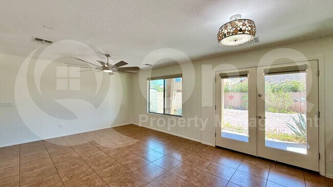 5731 W Beth Dr Phoenix, AZ 85339 photo 3
