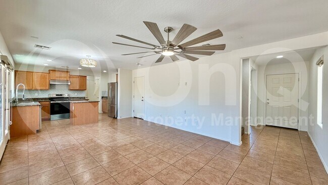 5731 W Beth Dr Phoenix, AZ 85339 photo 4
