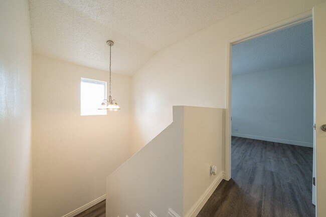 1466 Bonair Rd Vista, CA 92084 photo 3