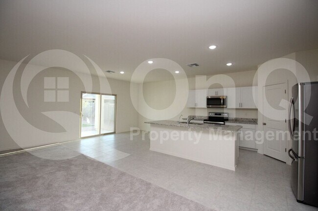 36039 W Santa Monica Ave Maricopa, AZ 85138 photo 5