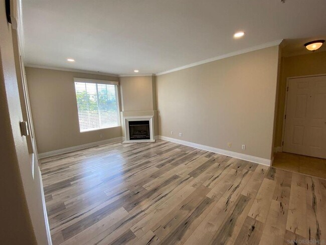12376 Carmel Country Rd San Diego, CA 92130 photo 3