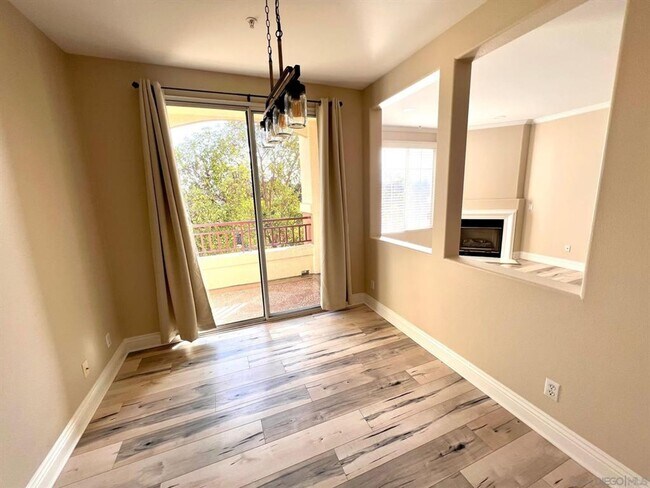 12376 Carmel Country Rd San Diego, CA 92130 photo 4