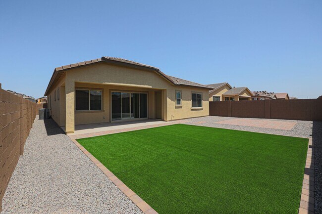 9243 W Montecito Ave Phoenix, AZ 85037 photo 3