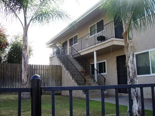 1135 E Lexington Ave El Cajon, CA 92019 photo 4