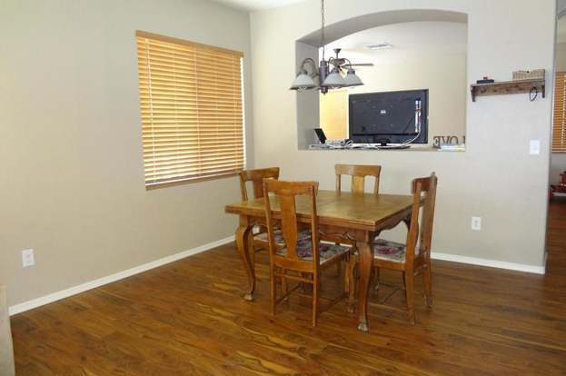 3001 W Ferruccio Pl Phoenix, AZ 85086 photo 4