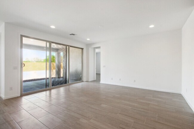 4822 N 182nd Ln Goodyear, AZ 85395 photo 5