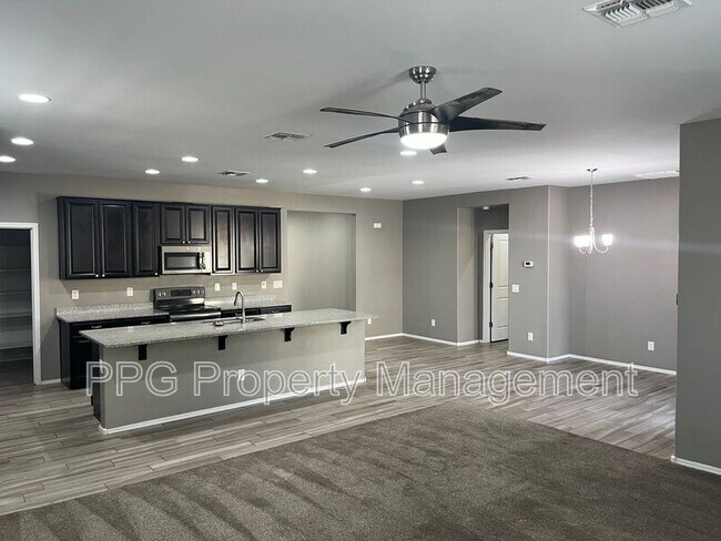 15752 W Desert Hills Dr Surprise, AZ 85379 photo 2
