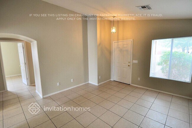 12925 W Laurel Ln photo 4